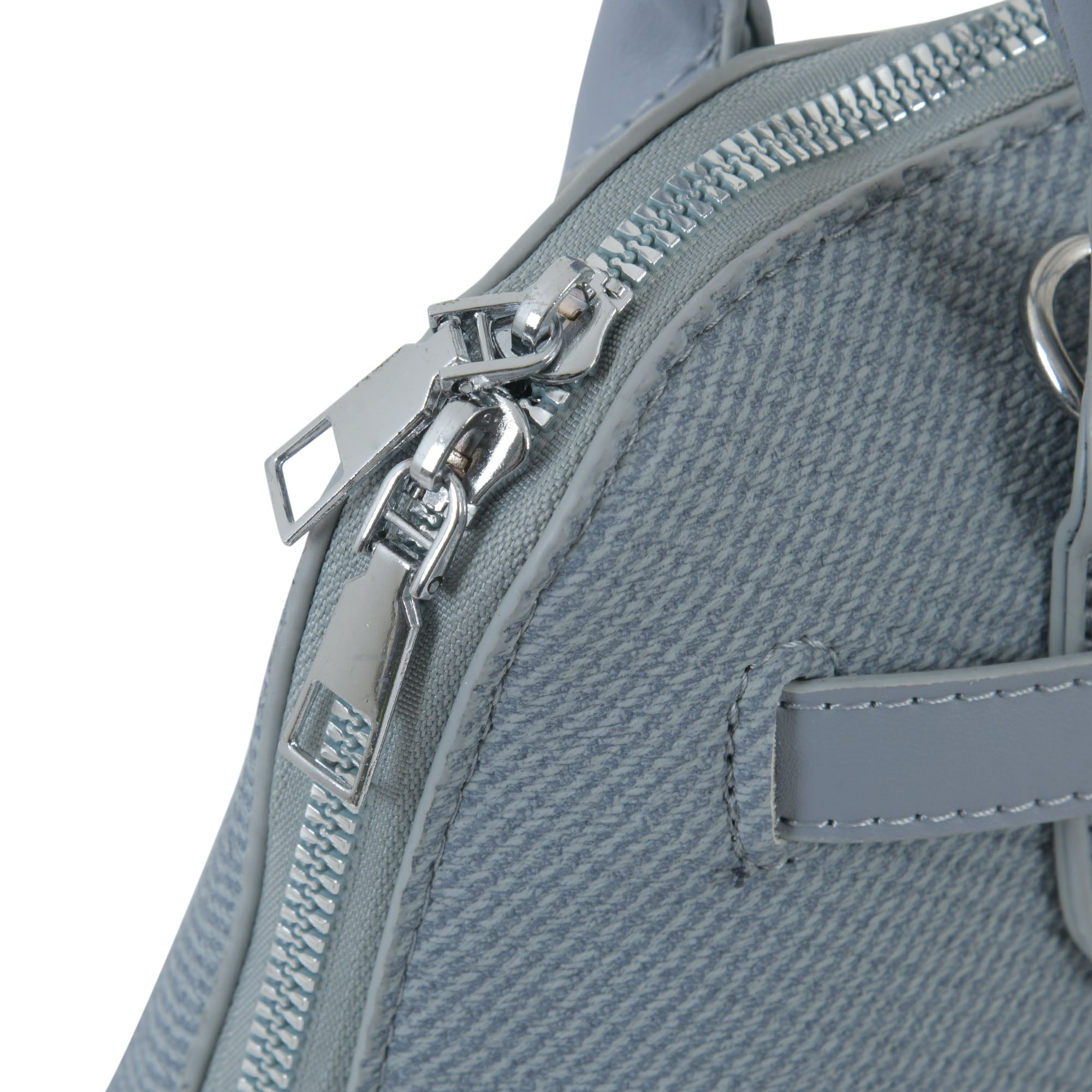 The Simple Gracious Bag - Icy Blue Edition